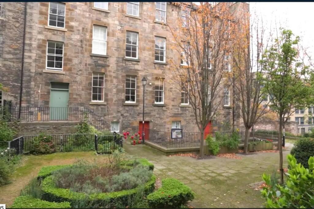 Jewel Of Royal Mile Apartment EDI Eksteriør billede
